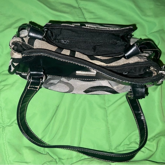 Small Minicci Shoulder Bag - Picture 3 of 5